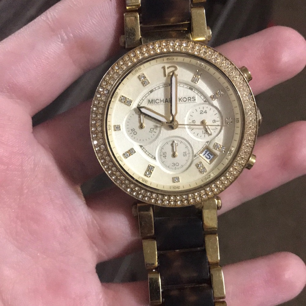 MK watch
